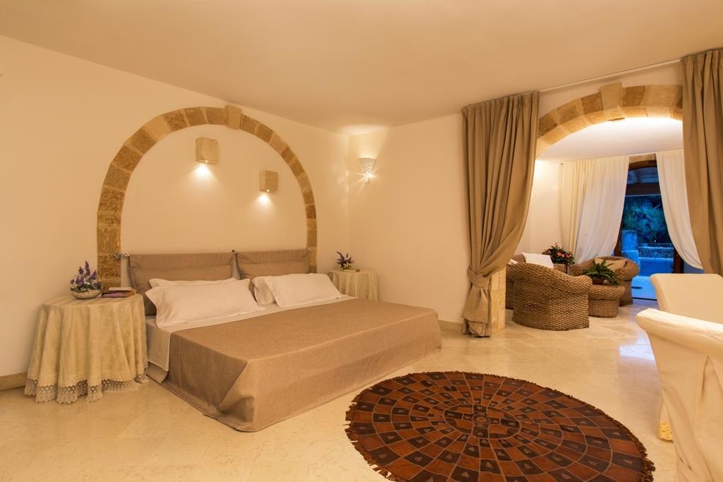 Masseria Quadrelli Bed and Breakfast Sanarica Værelse billede