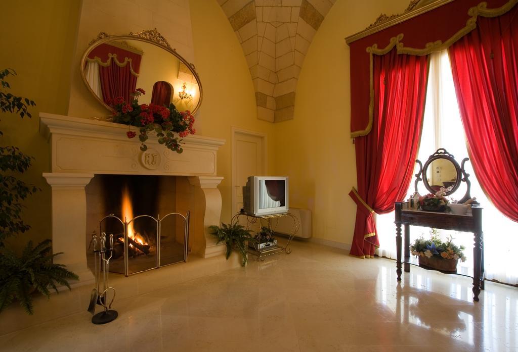 Masseria Quadrelli Bed and Breakfast Sanarica Værelse billede