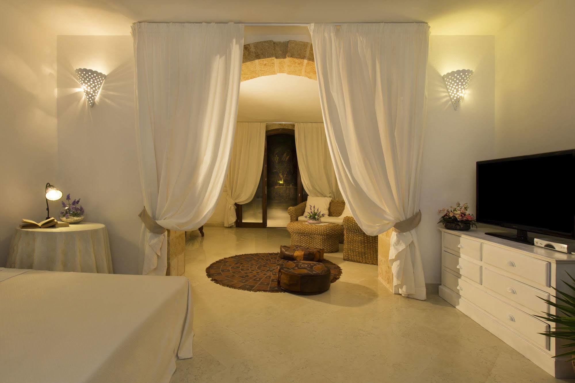 Masseria Quadrelli Bed and Breakfast Sanarica Eksteriør billede